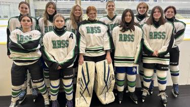 RBSS Girls Hockey Group photo of RBSS Girls hockey team